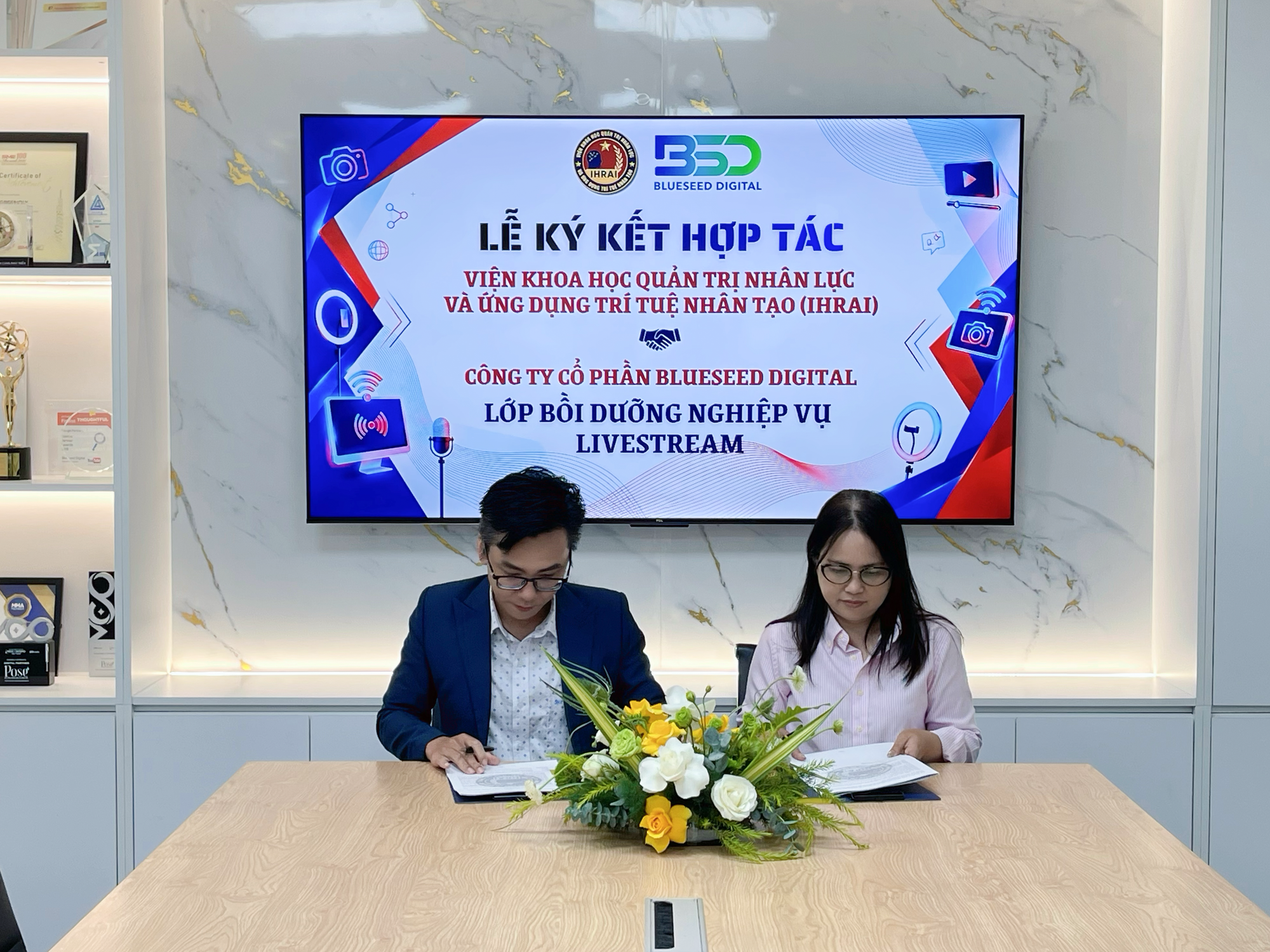 Blueseed Digital × IHRAI: Hợp tác đào tạo Livestream và AI Commerce